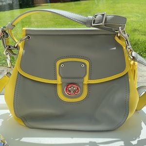 Willis Coach cross body.  Comes w dust bag